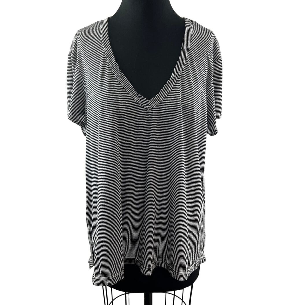 Wilt Black White Top Cotton Striped Ribbed V-Neck Short Sleeve Size Large L USA